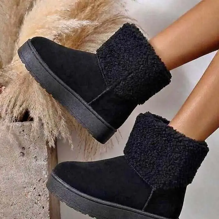Pantubotas con corderito