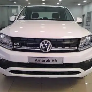 Doy a pagar con dni amarok V6! tomo usado