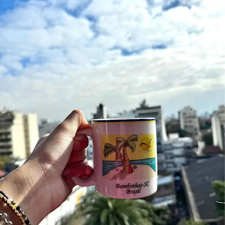 Taza de cerámica de playa de Bombinhas, Brasil
