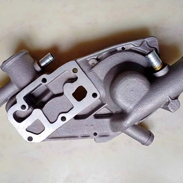 Antecuerpo Bomba de Agua Renault 12 (todos) Original de Época