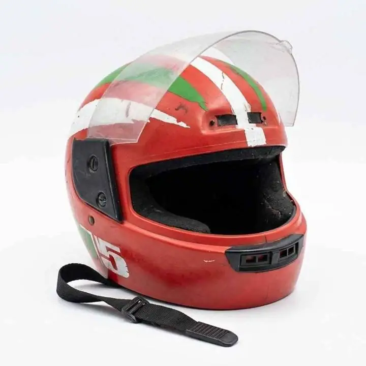 Casco de Moto Rojo con Visor Rebatible