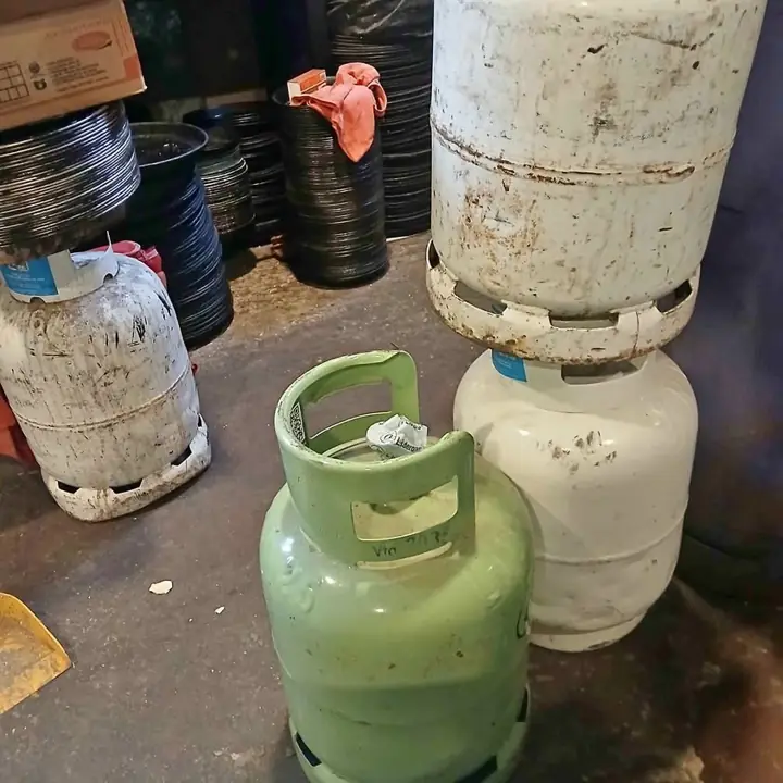 Garrafa vacía $80.000 en efectivo por transferencia $90.000
