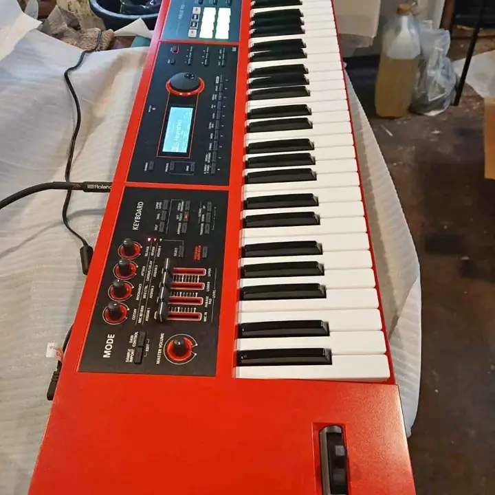 Vendo roland xps red 30 igual a nuevo $1.600.000