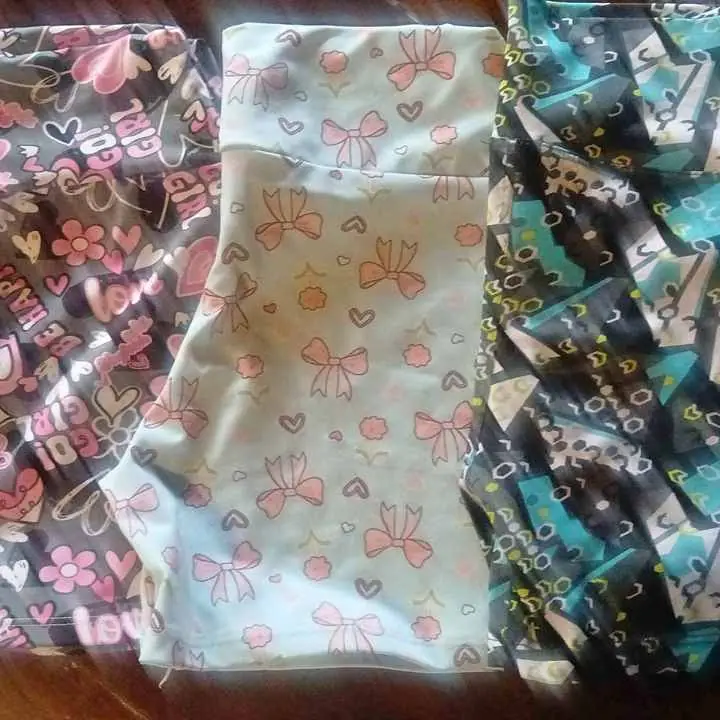 3 Shorts de lycra nena talle 14 precio x los 3