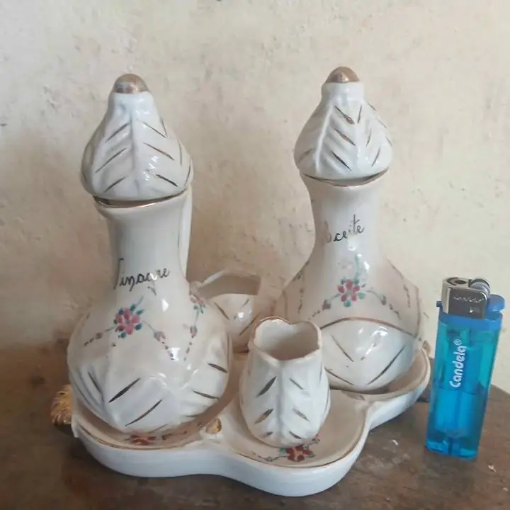 Set antiguo para mesa vinagrera aceitera sal y limon