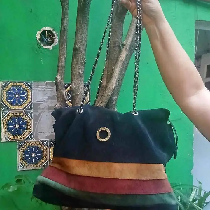 Cartera cuero gamuzado