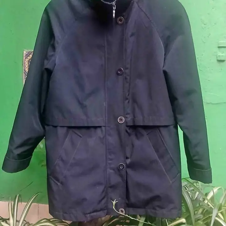 Parka de mujer importada color negro