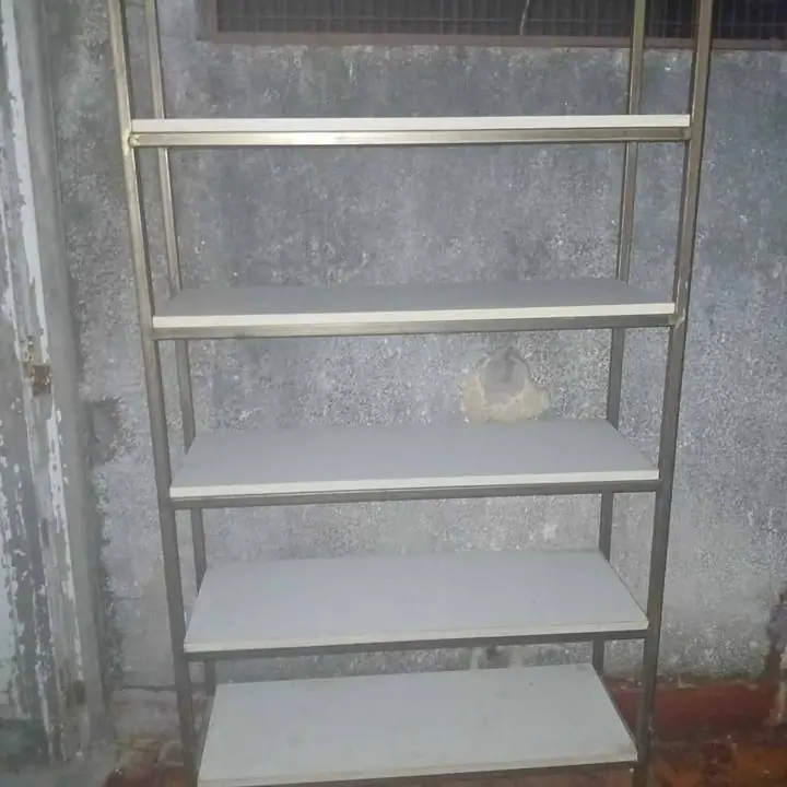 Estanteria Industrial de hierro y madera maciza 1.75x0.90x0.30m Liquido