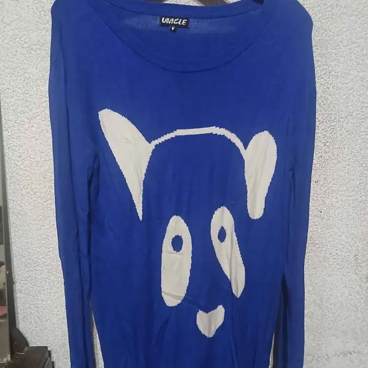 Sweater de hilo talle M amplio