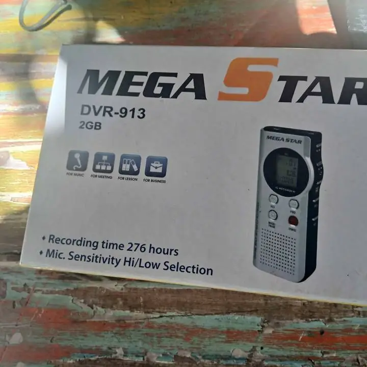 Grabador de voz nuevo en caja