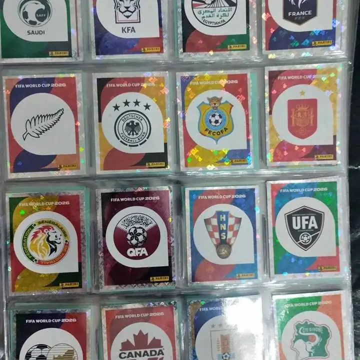 Escudos baratos figuritas