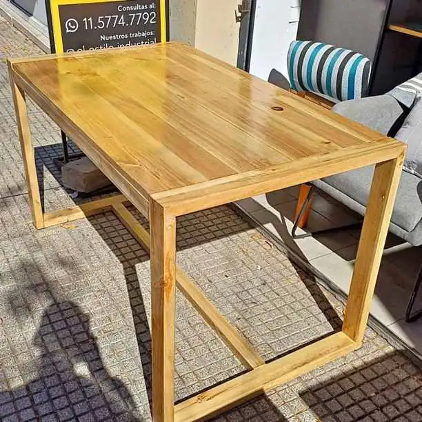 Mesa de madera