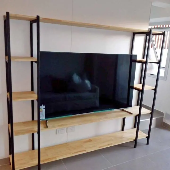 Modular y muebles d hierro y madera