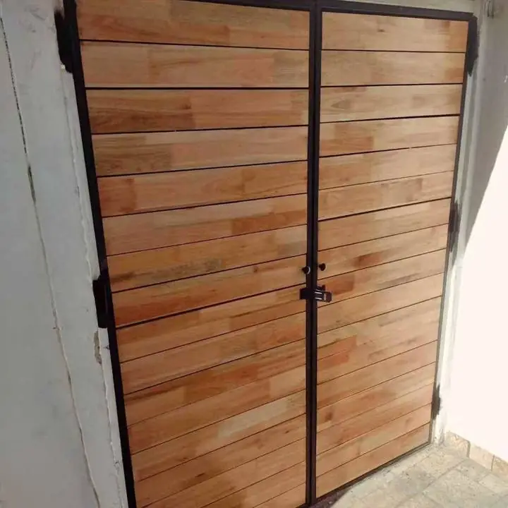 Puertas y portones de hierro y madera