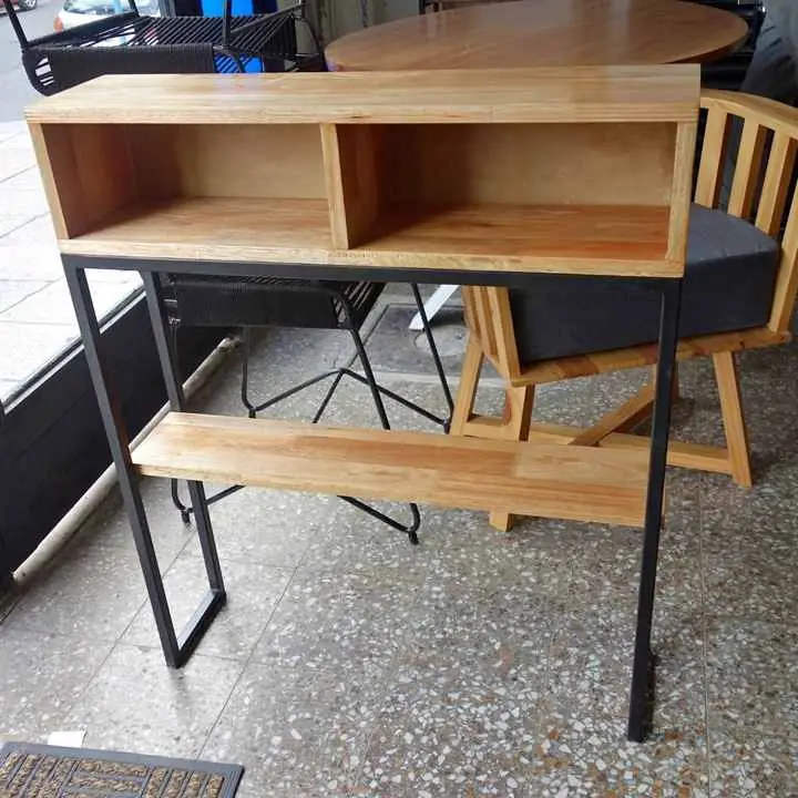 Recibidor estilo industrial