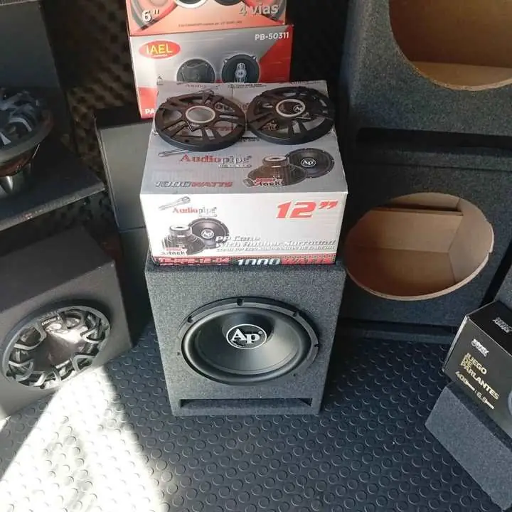 Car audio local.. leer