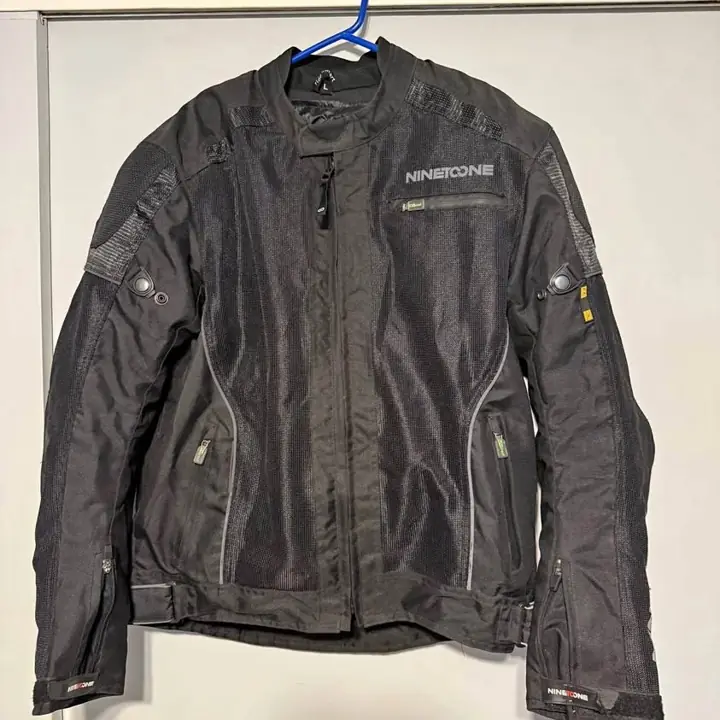 Campera Moto Ninetoone 4 estaciones Talle L