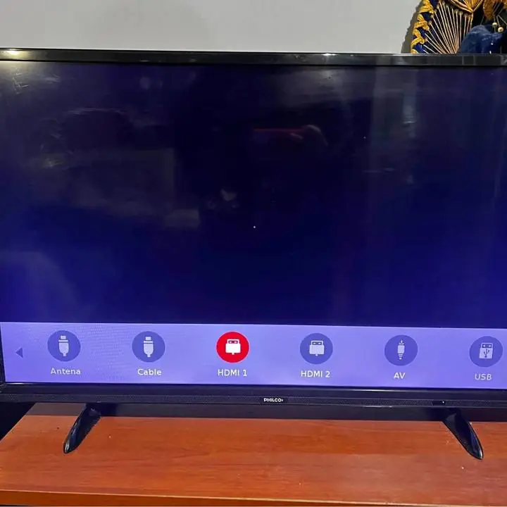 TV 32” philco