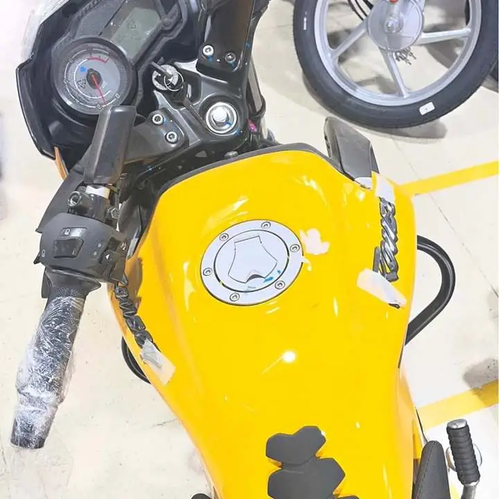Rouser NS 125 LS