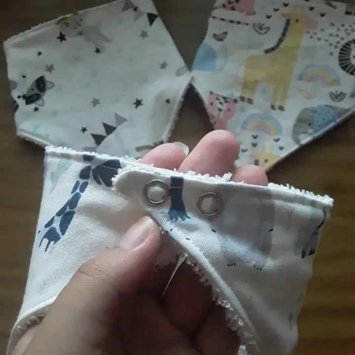 Baberos y bandanas para tus peques, reversibles y regulables ..lleva 2 x $2,000