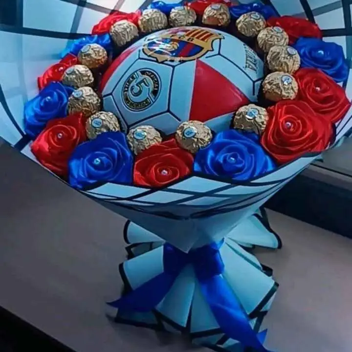 Ramo buchon con pelotas ideal para regalar