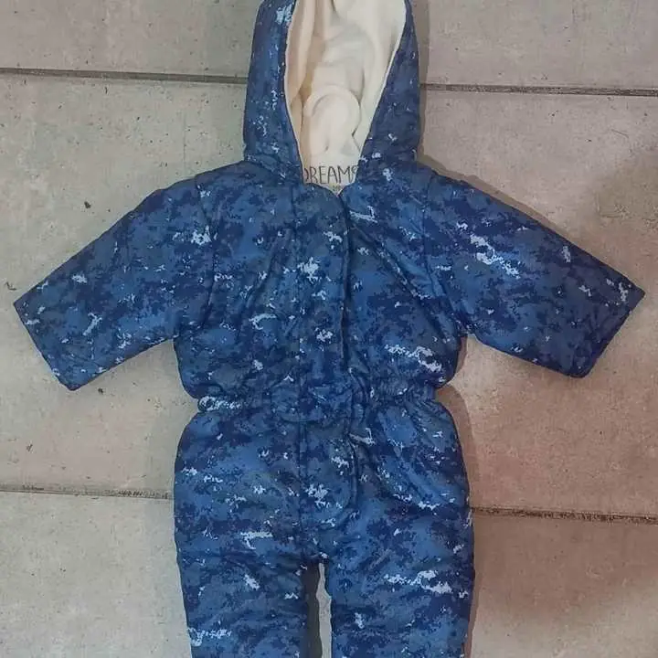 Astronauta de bebe