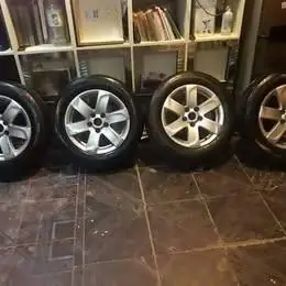 Ruedas y yantas o permuto