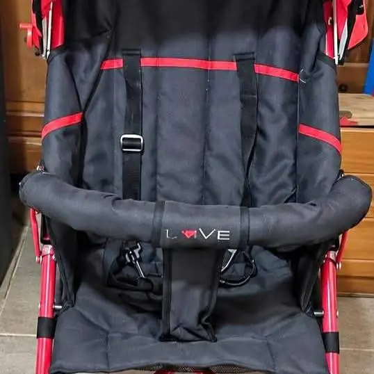 Cochecito de bebé impecable