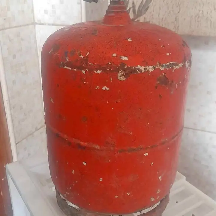 Garrafa de camping 3 kilos usada