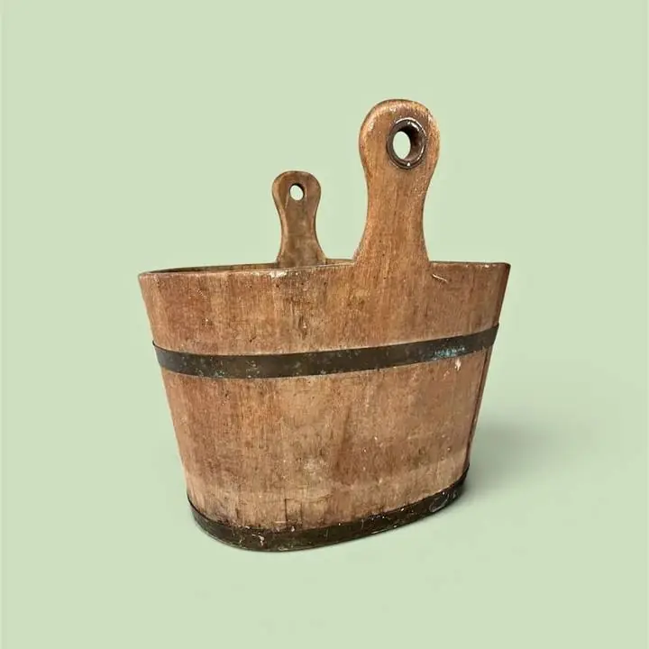 Revistero de madera vintage