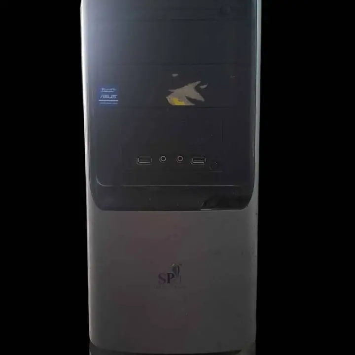 Pc de escritorio funcionando