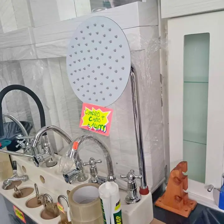 Cuadro de ducha + caño