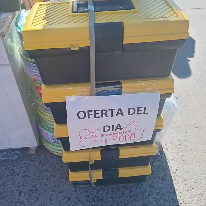 Caja de tapa amarilla o verde