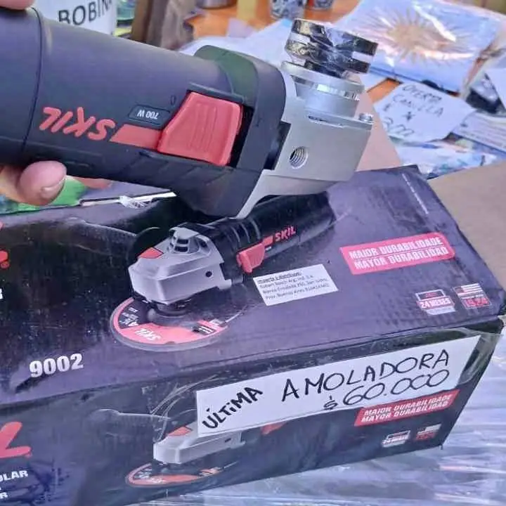 Amoladora skil en caja Se prueba sin problema