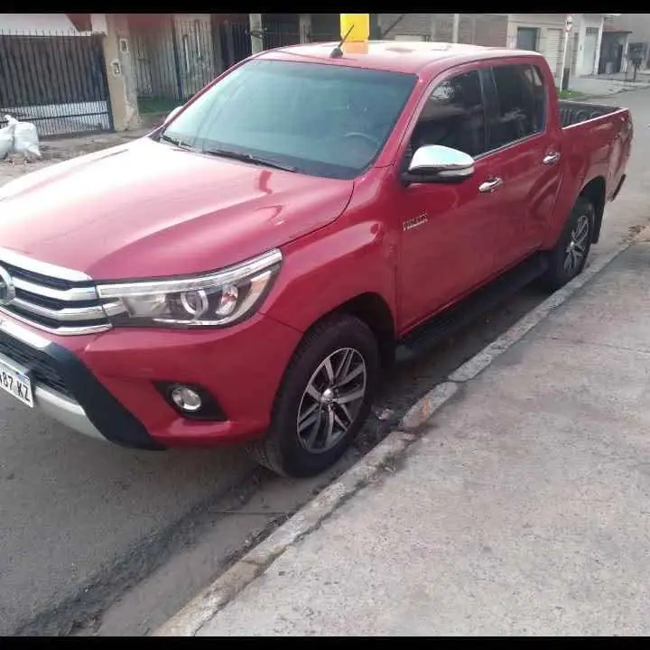 Toyota hilux 2016 Titular al día 2.8