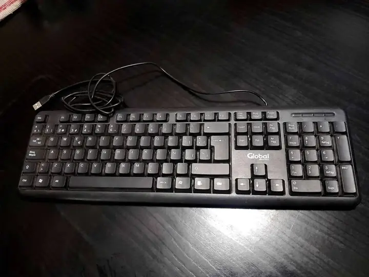 Vendo teclado esta impecable a penas se uso a 8 mil se retira por wilde zona sur