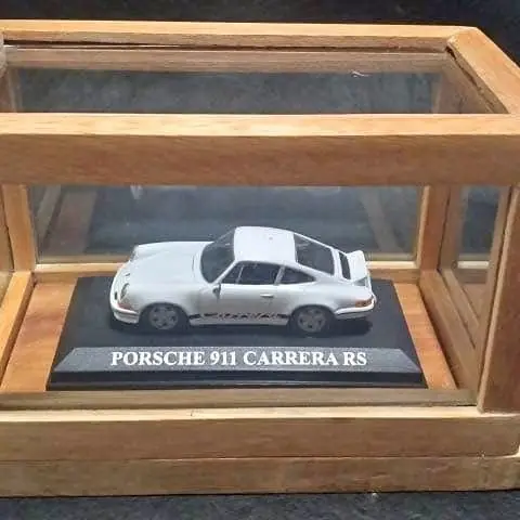 Vitrina de madera para vehículos a escala 1/32 a 1/43 - madera natural - no incluye vehículo