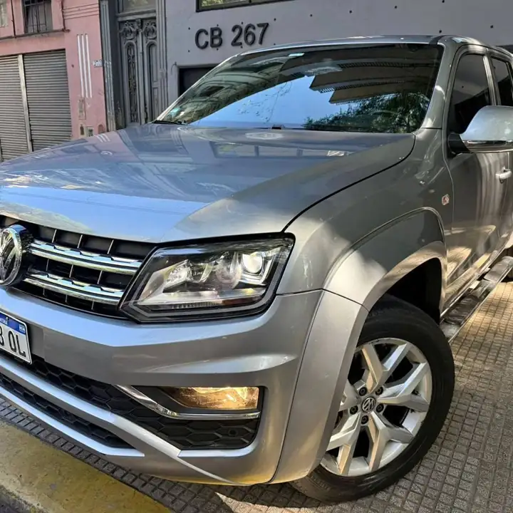 Volkswagen Amarok V6 3.0 TDI Highline 4MOTION (4x4) automática año 2023 - única mano