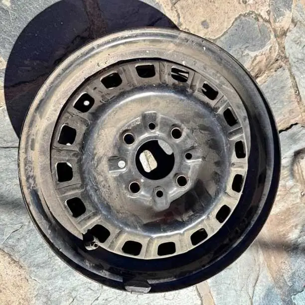 Llanta Fiat r13 4x100