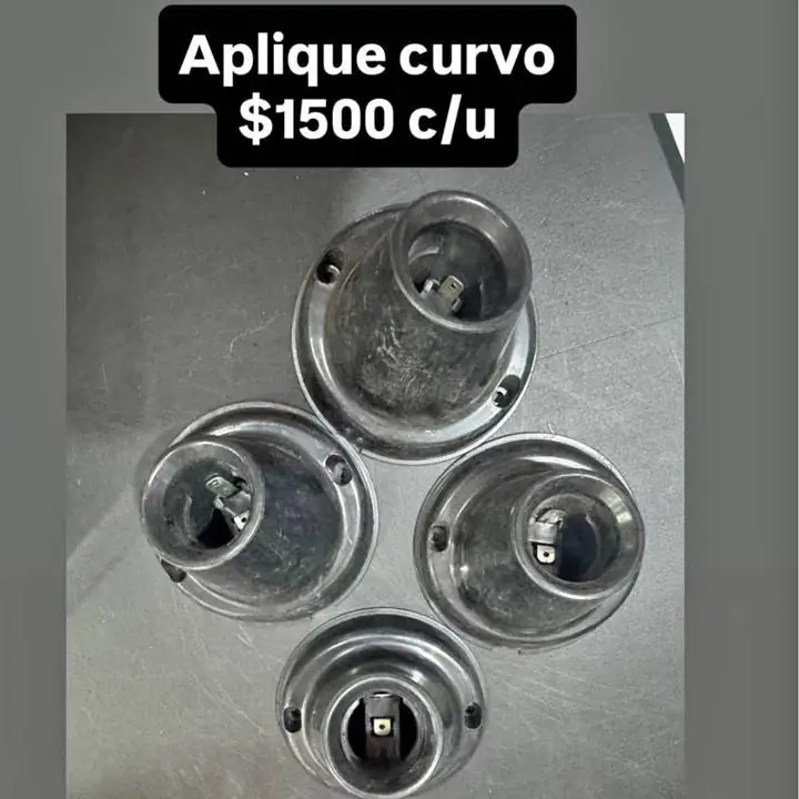 Aplique curvo