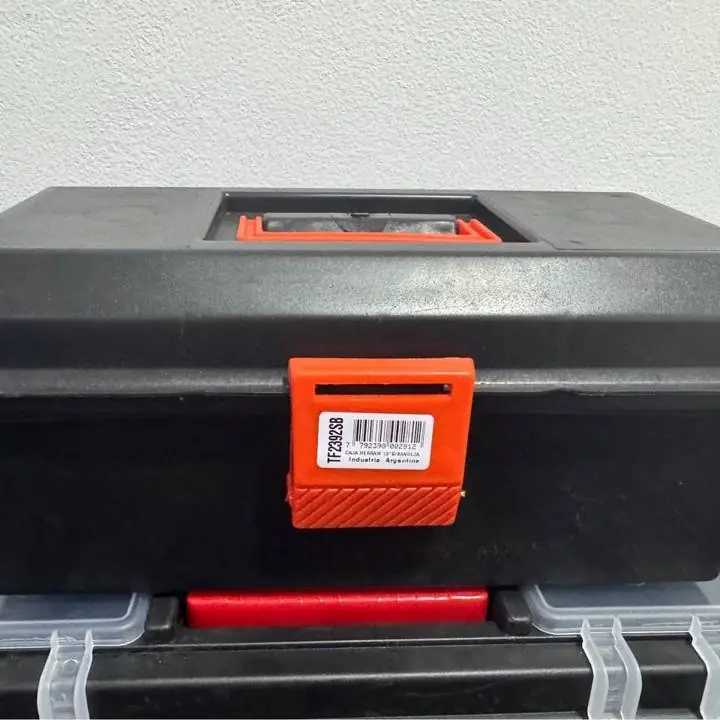 Caja de herramientas chica