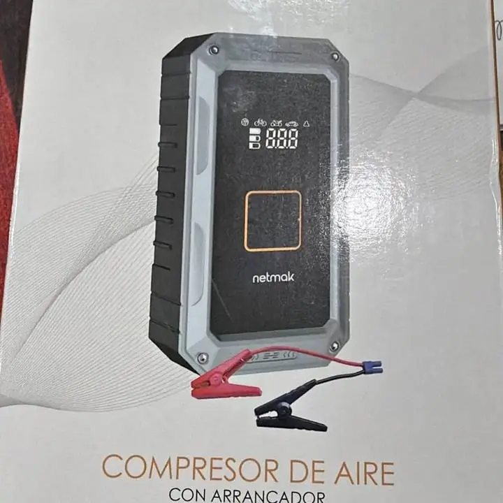 Arrancador portátil con compresor de aire