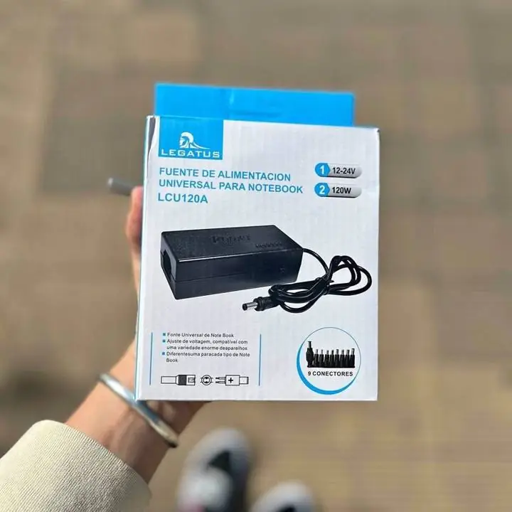 Cargador universal de notebook
