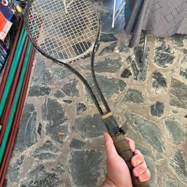Raqueta de tenis wicas