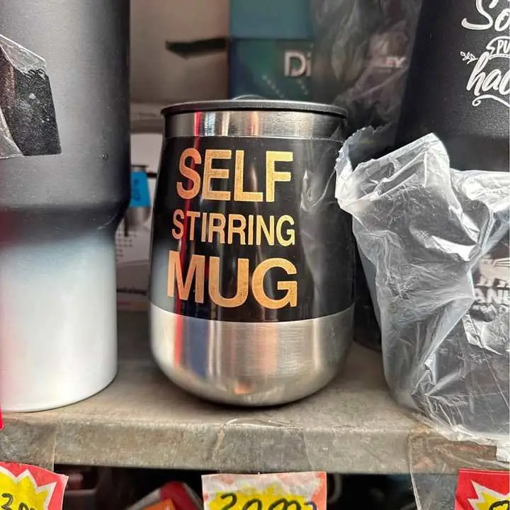 Taza con batidora
