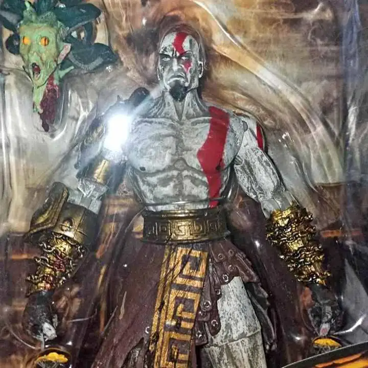 Kratos figura de acción 17cm con cabeza de Medusa G7115