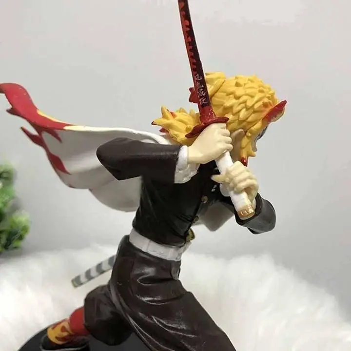 Rengoku kyoujurou Figura 20cm en Bolsa Anime Kimetsu No Yaiba - Demon Slayer K8274