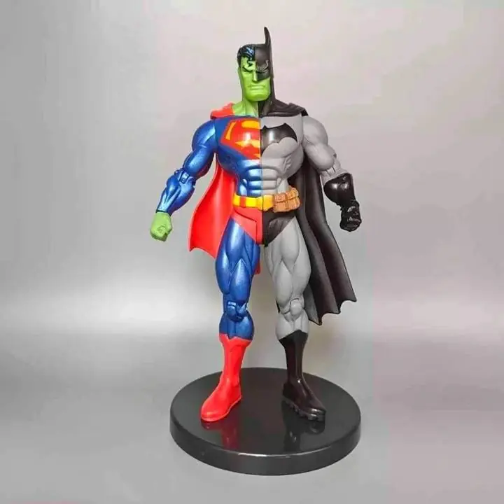 Fusión Batman - Superman Figura de Acción 17cm en Bolsa DC DC015