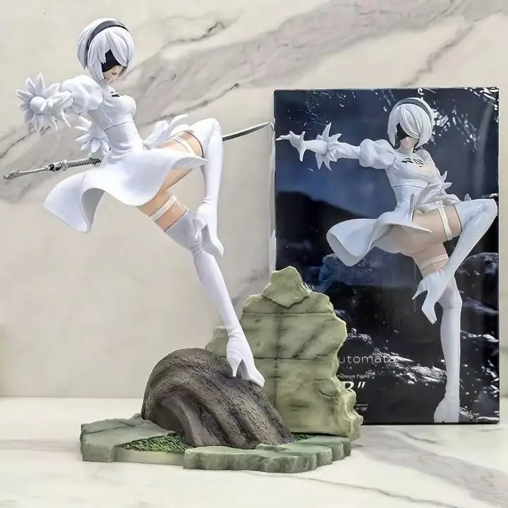 2B (Traje Blanco) Figura 26cm en Caja Videojuego NieR: Automata G4561