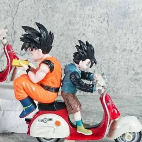 Goku y Gohan en Motoneta Figura 12cm en Bolsa Anime Dragon Ball Z D4313